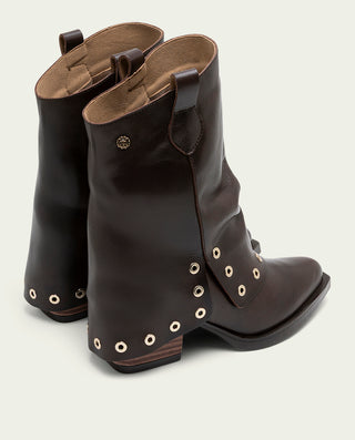 BOTTES À DOUBLE FACE EN CUIR MOKA AVEC CLOUS FLAVIA