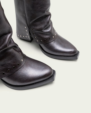 BOTTES DOUBLE FACE EN CUIR MOKA MÉTALLISÉ AVEC CLOUS FAITH