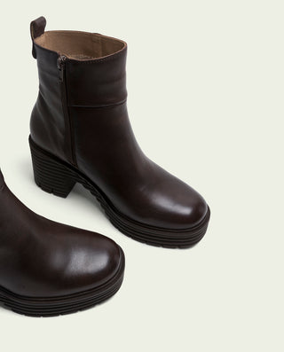 BOTTINES EN CUIR AVEC FERMETURE ÉCLAIR MOKA MARTA