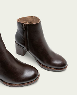 BOTTINES EN CUIR À TALONS MOKA RANIA