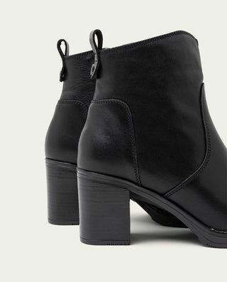 BOTTINES EN CUIR À TALONS NOIR RAQUEL