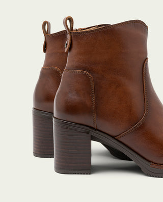 BOTTINES EN CUIR CUIR À TALONS RAQUEL