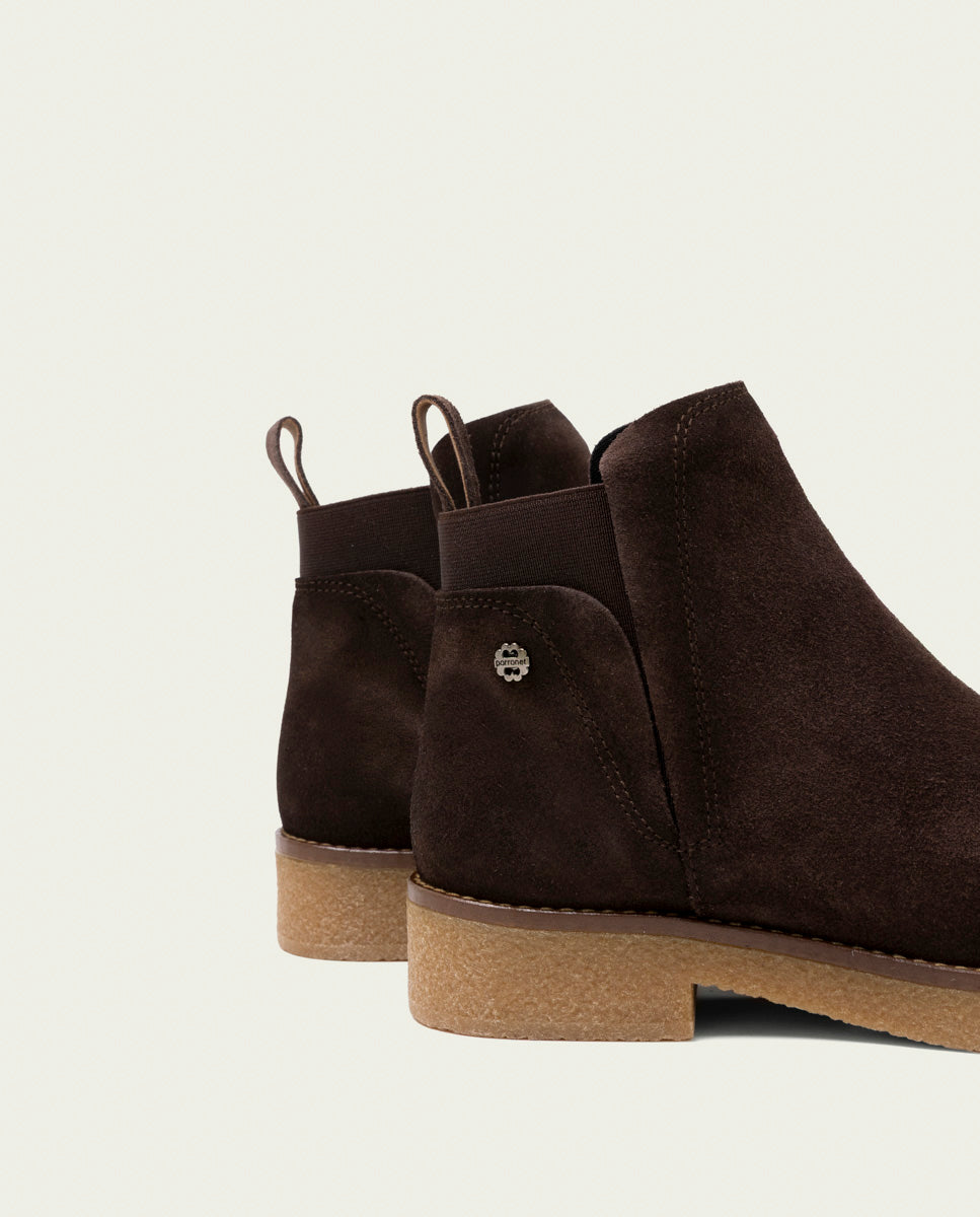 BOTTINES EN CUIR AVEC ÉLASTIQUES ISABEL MOKA