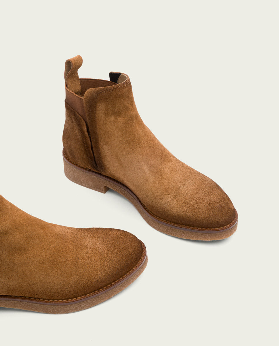 BOTTINES COULEUR CUIR AVEC ÉLASTIQUES ISABEL