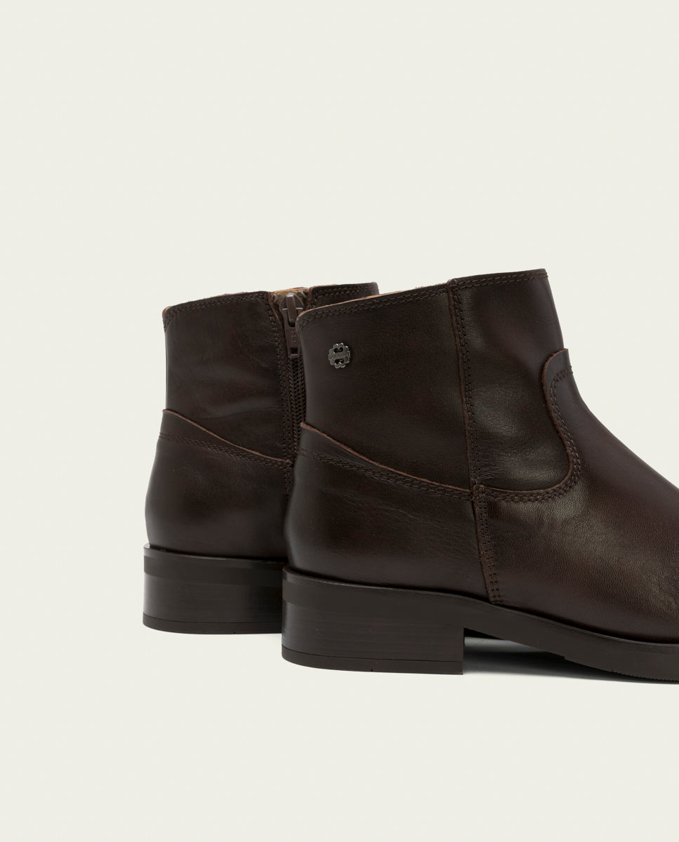 BOTTINES EN CUIR AVEC FERMETURE ÉCLAIR JIMENA MOKA