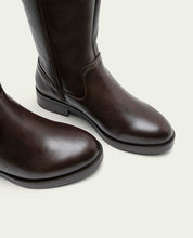BOTTES HAUTES EN CUIR AVEC FERMETURE ÉCLAIR JANA MOKA