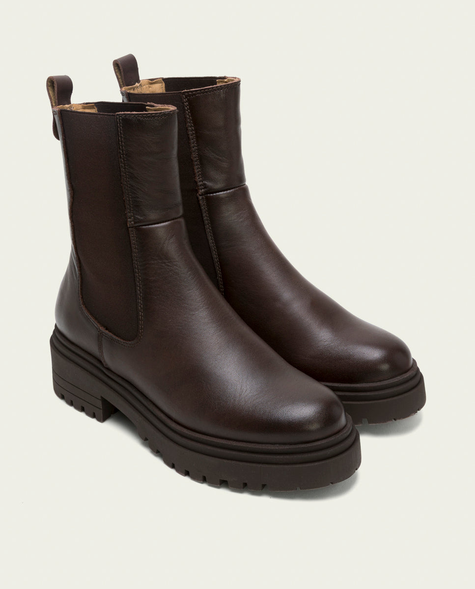BOTTINES EN CUIR AVEC ÉLASTIQUES KATIA MOKA