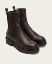 BOTTINES EN CUIR AVEC ÉLASTIQUES KATIA MOKA