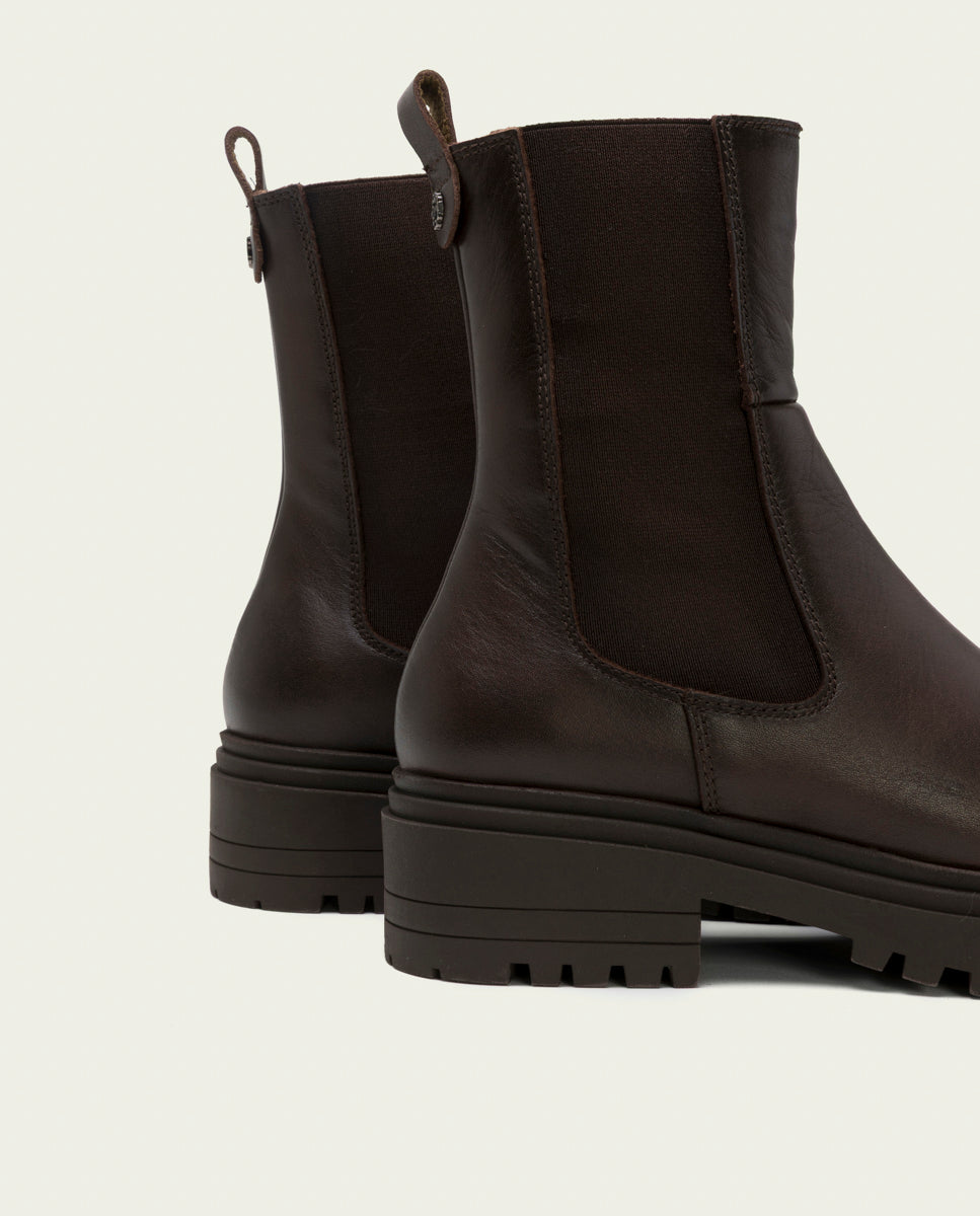 BOTTINES EN CUIR AVEC ÉLASTIQUES KATIA MOKA