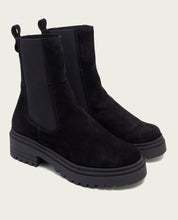 BOTTINES EN DAIM NOIR AVEC ÉLASTIQUES KIRA