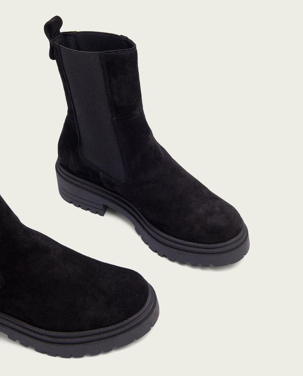 BOTTINES EN DAIM NOIR AVEC ÉLASTIQUES KIRA
