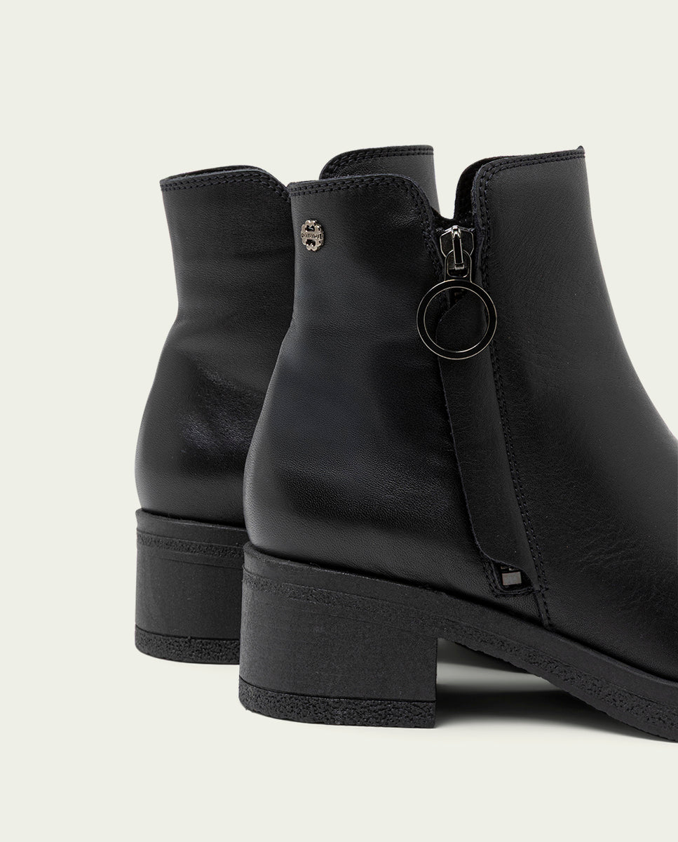 BOTTINES EN CUIR AVEC FERMETURE ÉCLAIR LUCIA NOIR