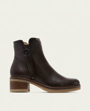 BOTTINES EN CUIR AVEC ÉCLAIR LUCÍA MOKA