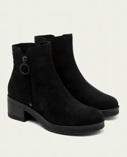 BOTTINES EN CUIR AVEC FERMETURE ÉCLAIR LUNA NOIR