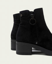 BOTTINES EN CUIR AVEC FERMETURE ÉCLAIR LUNA NOIR