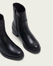 BOTTINES EN CUIR AVEC FERMETURE ÉCLAIR LOLA NOIR