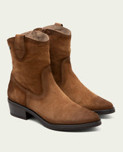 BOTINES DE PIEL CON CREMALLERA MALENA CUERO