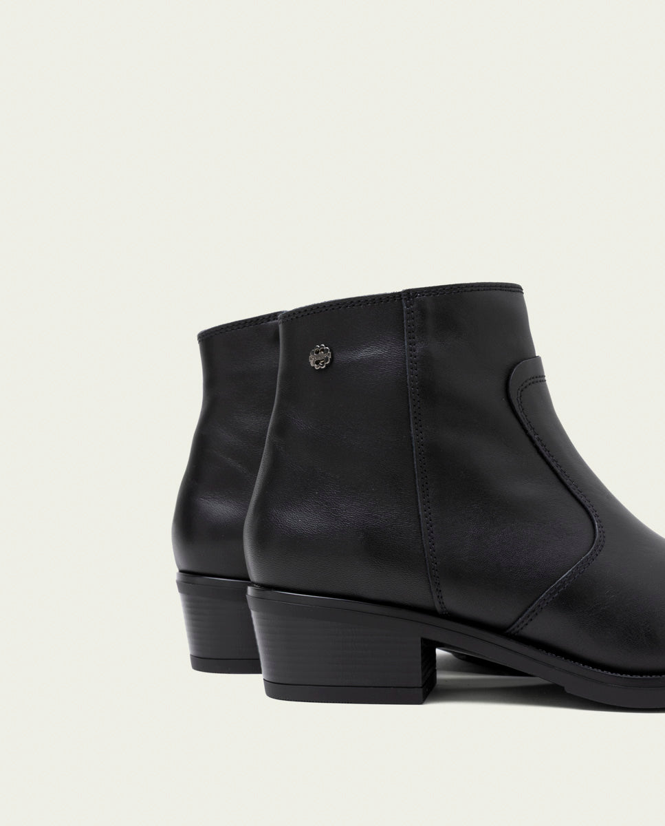 BOTTINES EN CUIR AVEC FERMETURE ÉCLAIR MIREIA NOIR