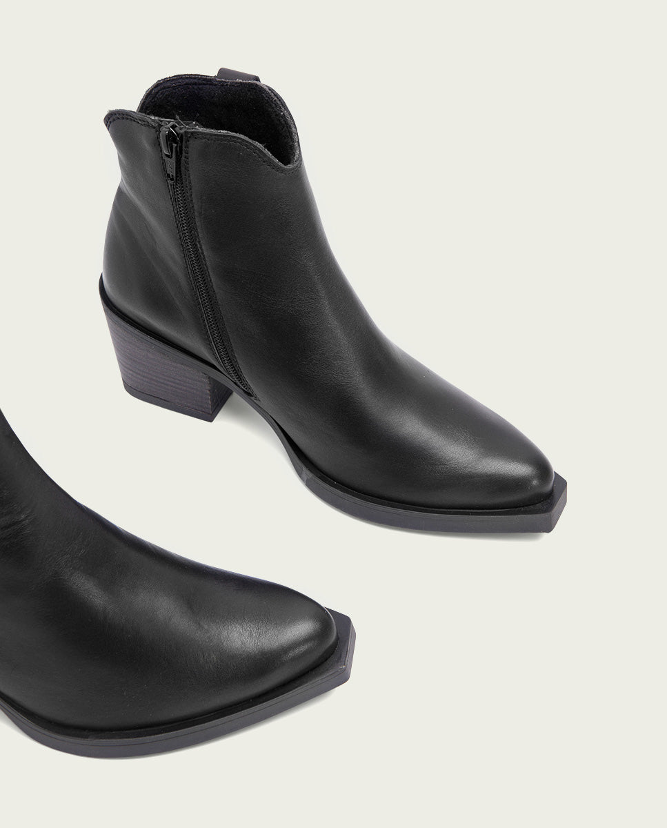 BOTTINES COWBOY EN CUIR AVEC ÉCLAIR NATALIA NOIR
