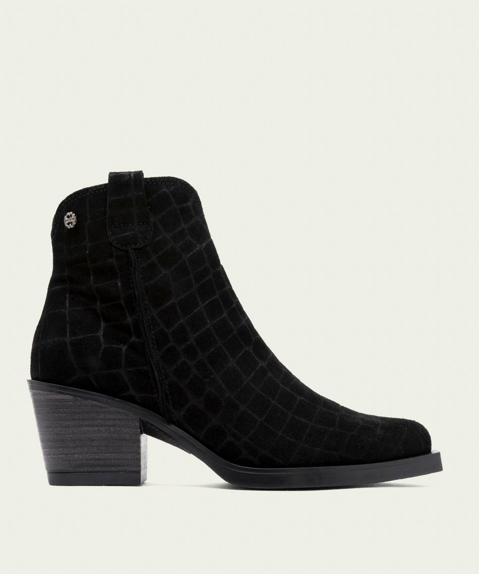4851-001_001.jpg