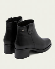 BOTTINES À TALON EN CUIR AVEC ÉCLAIR OLGA NOIR