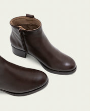 BOTTINES EN CUIR À TALONS MOKA RANIA