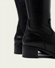 BOTTINES EN CUIR À TALONS OLIVIA MOKA