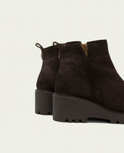 BOTTINES EN CUIR À TALON COMPENSÉ PAULA MOKA