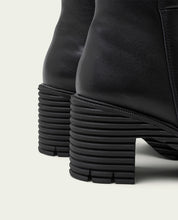 BOTTINES EN CUIR AVEC FERMETURE ÉCLAIR SOFÍA NOIR