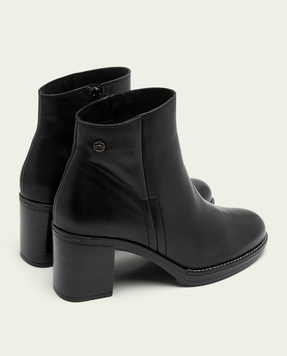 BOTTINES EN CUIR À TALONS TERESA NOIR