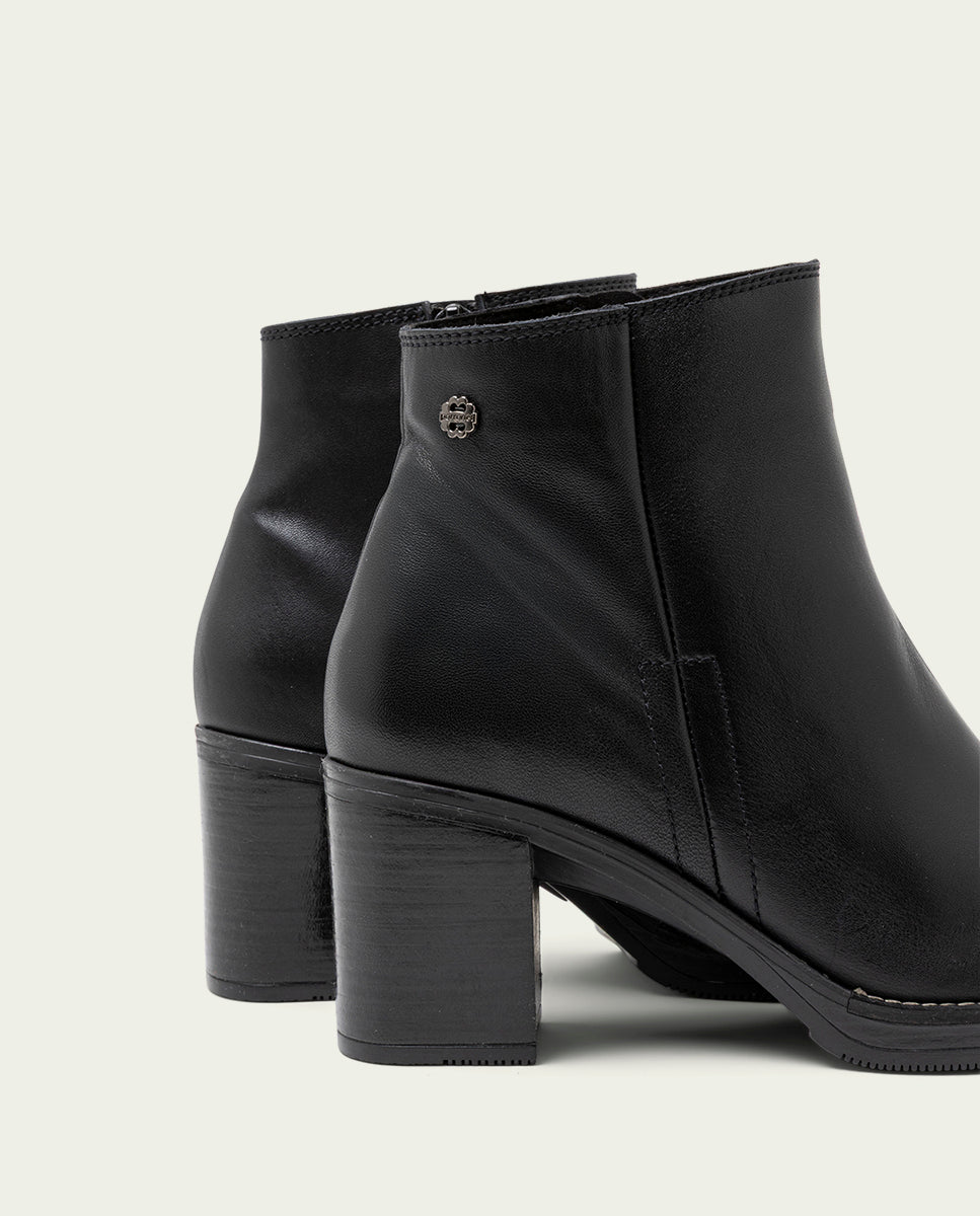 BOTTINES EN CUIR À TALONS TERESA NOIR