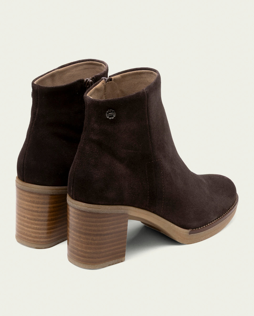 BOTTINES EN CUIR À TALONS TAMARA MOKA