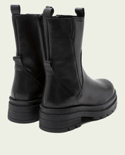 BOTTINES TRACK EN CUIR NOIR NORA
