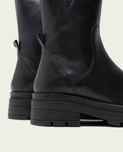 BOTTINES TRACK EN CUIR NOIR NORA