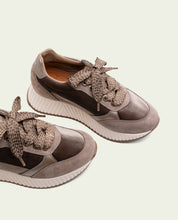 BASKETS PLATES EN CUIR ET VELOURS ZOE TAUPE