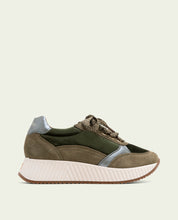 BASKETS PLATES EN CUIR ET VELOURS ZOE KAKI