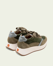 BASKETS PLATES EN CUIR ET VELOURS ZOE KAKI